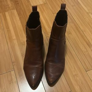 Vagabond women’s brown boots size 7